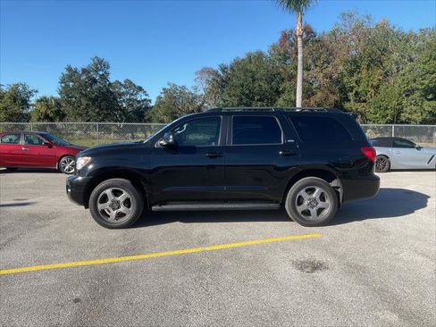 Used 2014 Toyota Sequoia SR5 image 7