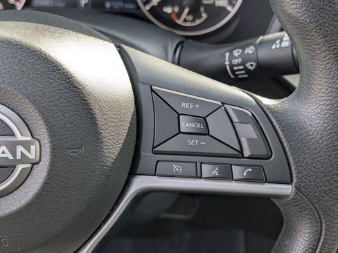 Used 2024 Nissan Altima 2.5 SV image 23