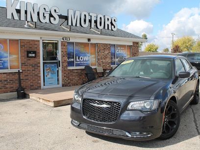 Used 2019 Chrysler 300 S