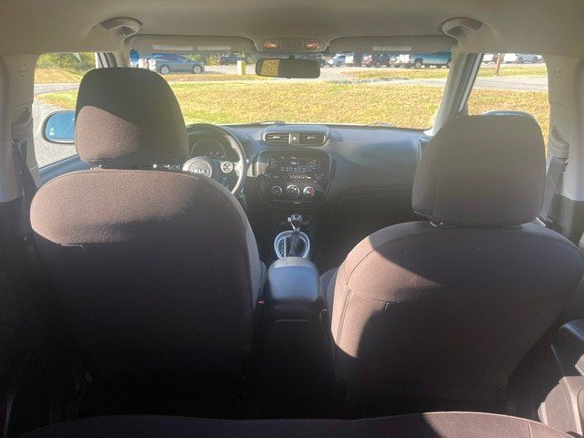 Used 2018 Kia Soul FWD image 9