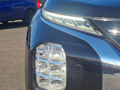 Used 2022 Mitsubishi Outlander ES image 9