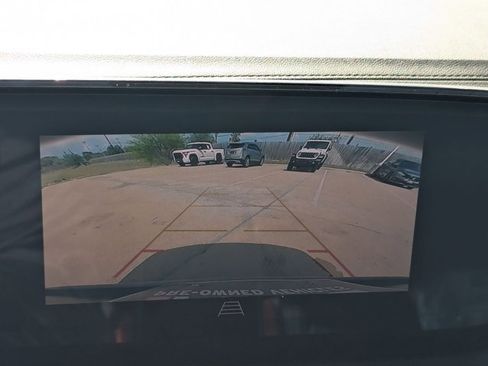 Used 2025 Buick Encore GX Preferred FWD image 13