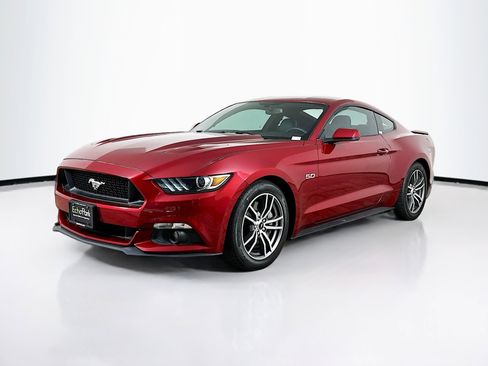 Used 2015 Ford Mustang GT Premium RWD image 3