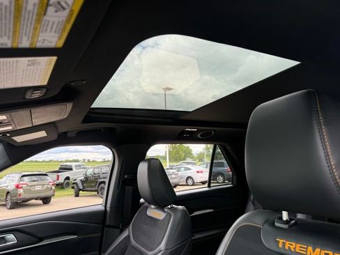 New 2026 Ford Explorer Tremor w/ Tremor Ultimate Package AWD/4WD image 27