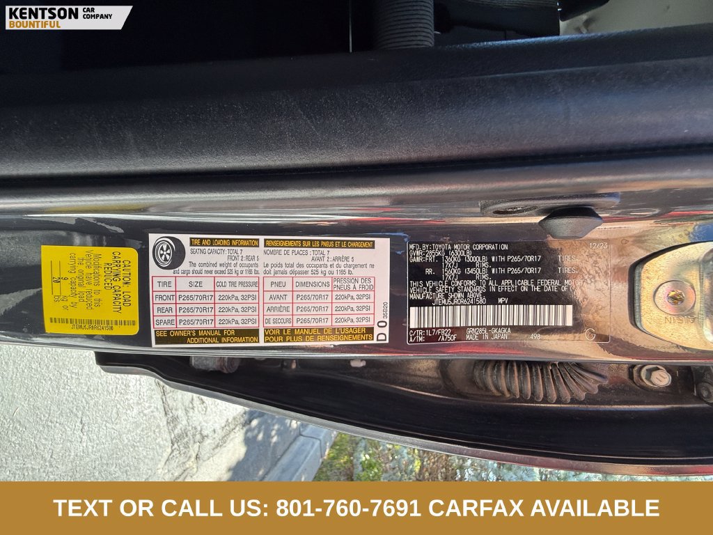 Used 2024 Toyota 4Runner SR5 AWD/4WD image 37