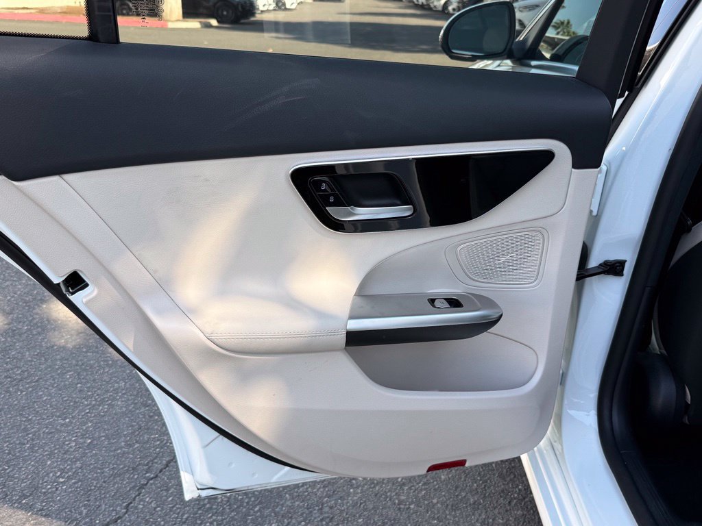 Used 2025 Mercedes-Benz C 300 Sedan image 23