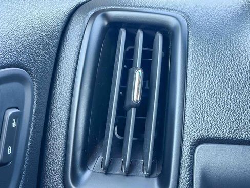 Used 2020 Chevrolet Colorado LT image 50