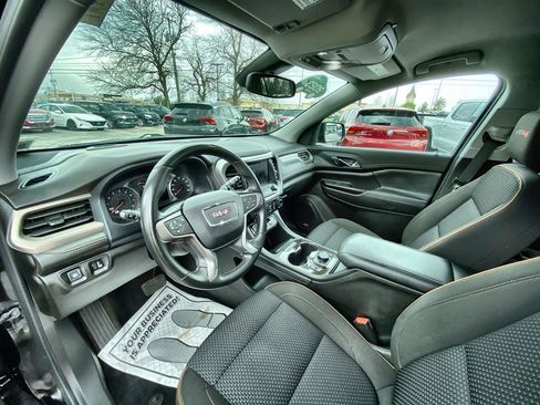 Used 2023 GMC Acadia AT4 w/ Trailering Package AWD/4WD image 10
