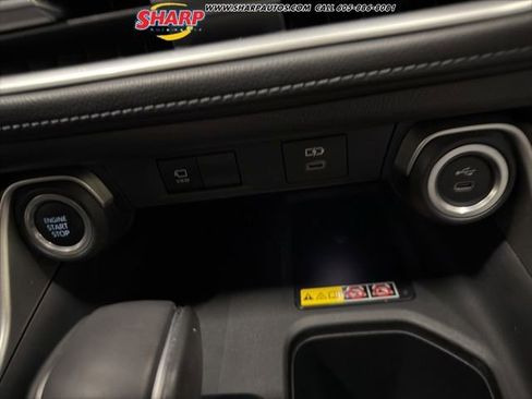 Used 2024 Toyota Grand Highlander Limited image 28