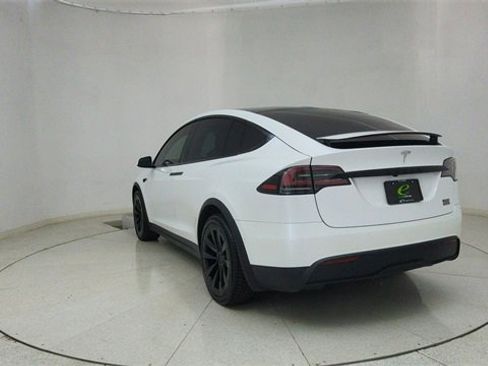 Used 2022 Tesla Model X Plaid image 71