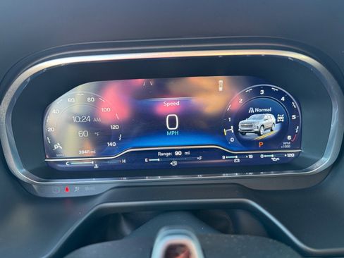 Used 2023 Chevrolet Tahoe High Country w/ Advanced Technology Package image 21