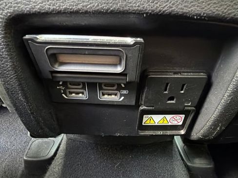 Used 2020 Jeep Cherokee Limited FWD image 18