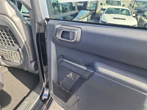 New 2026 Ford Bronco Badlands image 21