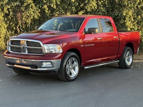 Used 2012 RAM 1500 Lone Star w/ Luxury Group image 4
