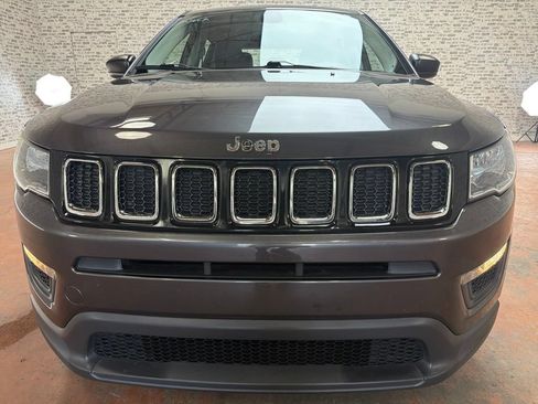 Used 2020 Jeep Compass Sport w/ Cold Weather Group FWD image 2