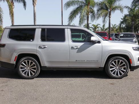 Used 2022 Jeep Grand Wagoneer Series II w/ Convenience Group III AWD/4WD image 10