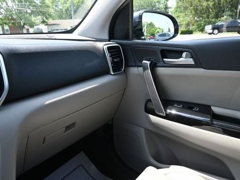 Used 2021 Kia Sportage EX FWD image 28