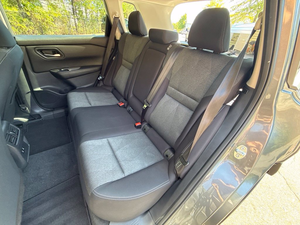 Certified 2026 Nissan Rogue SV FWD image 26