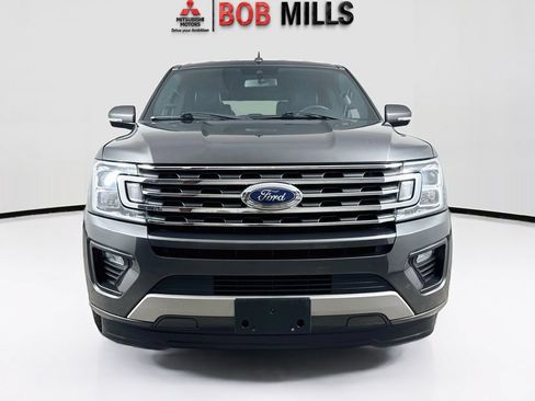 Used 2021 Ford Expedition XLT RWD image 2