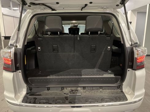 Used 2024 Toyota 4Runner Limited image 37