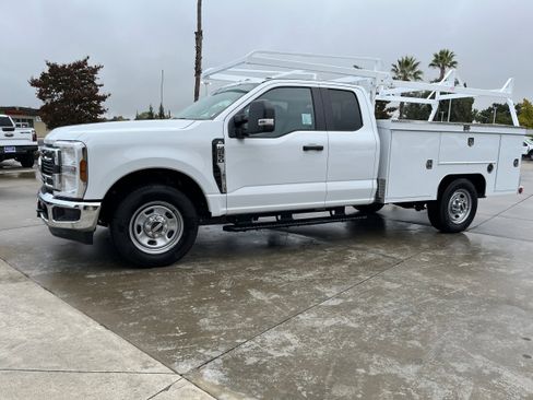 New 2026 Ford F350 XL w/ XL Chrome Package RWD image 1