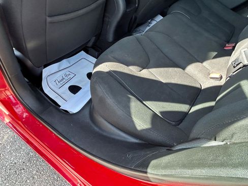 Used 2013 Dodge Dart SXT FWD image 9