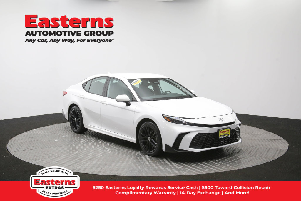 Used 2025 Toyota Camry SE FWD image 51