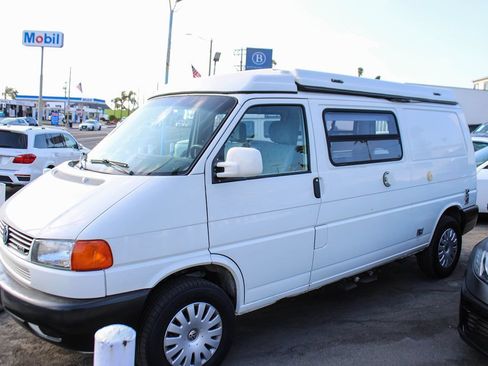 Used 1997 Volkswagen Eurovan Camper FWD image 3