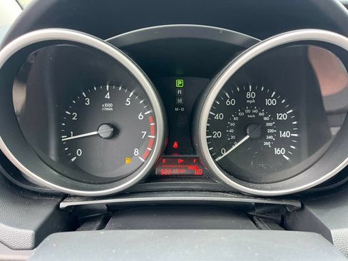 Used 2012 MAZDA MAZDA5 Touring w/ Moonroof & Audio Pkg FWD image 38
