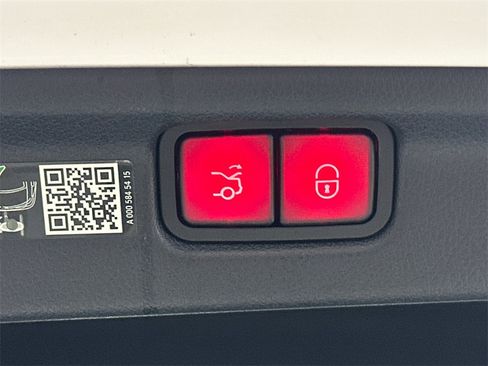 Certified 2024 Mercedes-Benz C 300 4MATIC Sedan image 21