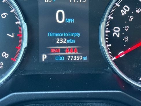 Used 2021 Toyota RAV4 XLE AWD/4WD image 31