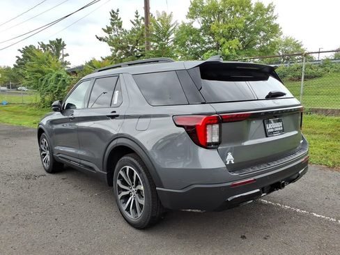 New 2026 Ford Explorer ST-Line AWD/4WD image 4