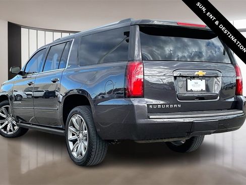 Used 2015 Chevrolet Suburban LTZ image 12