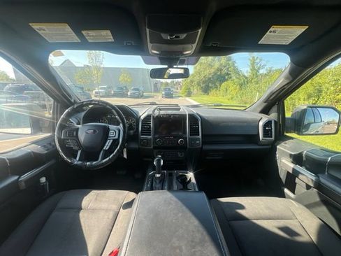 Used 2019 Ford F150 XLT w/ Equipment Group 302A Luxury AWD/4WD image 17