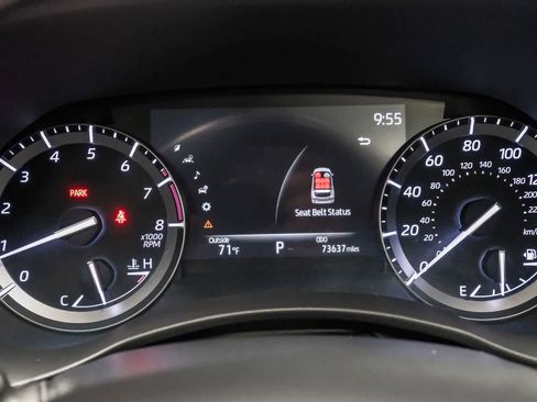 Used 2020 Toyota Highlander XLE AWD/4WD image 27