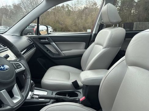 Used 2017 Subaru Forester 2.5i Limited image 10