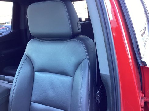 Used 2021 Chevrolet Silverado 1500 LT Trail Boss w/ Convenience Package II image 13