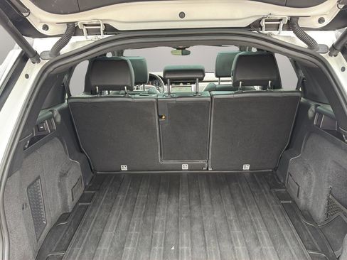 Used 2020 Land Rover Discovery Sport SE AWD/4WD image 24