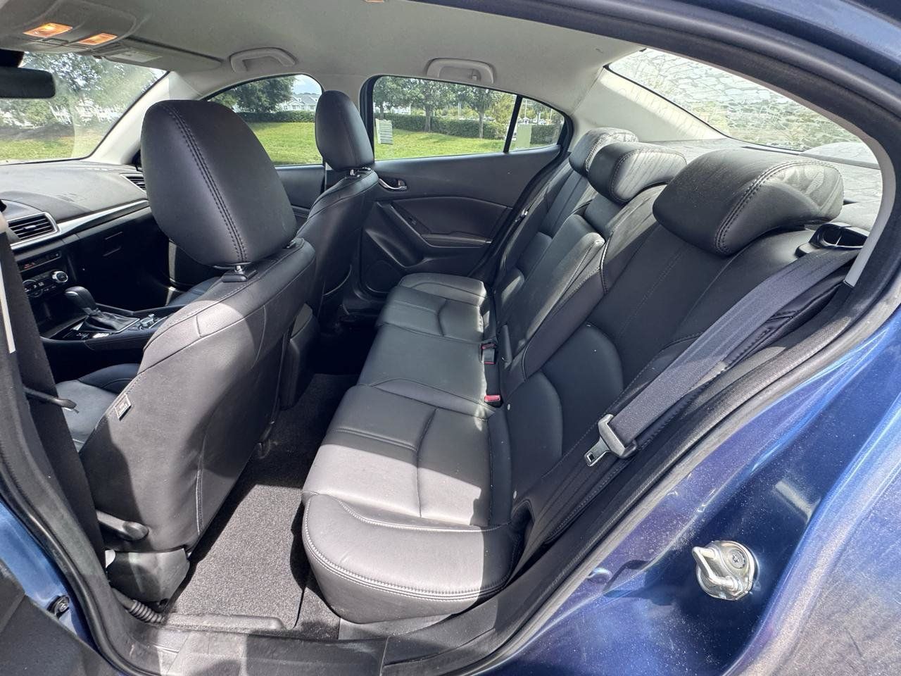 Used 2018 MAZDA MAZDA3 Touring FWD image 12