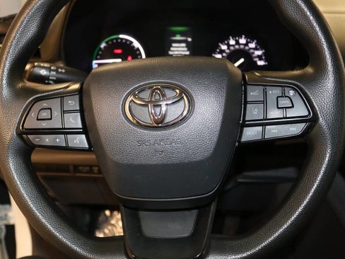 Used 2021 Toyota Sienna LE FWD image 31