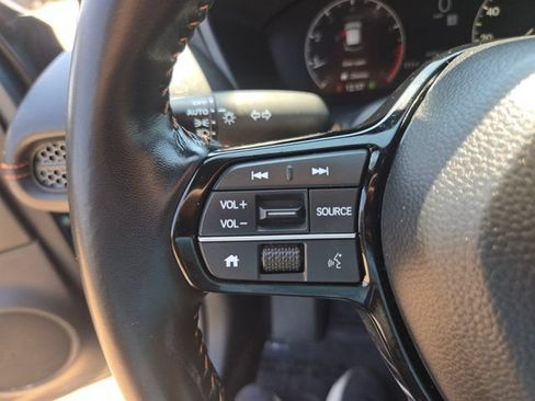 Used 2025 Honda HR-V Sport image 24