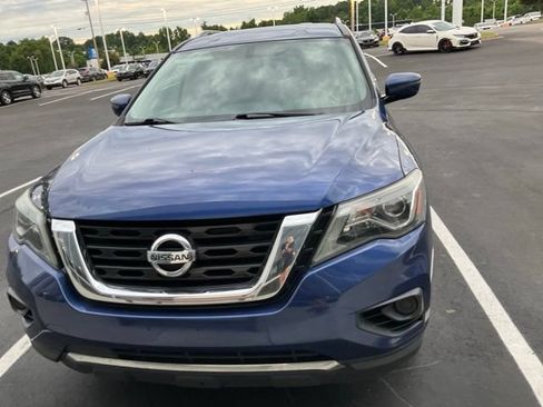 Used 2017 Nissan Pathfinder S AWD/4WD image 12