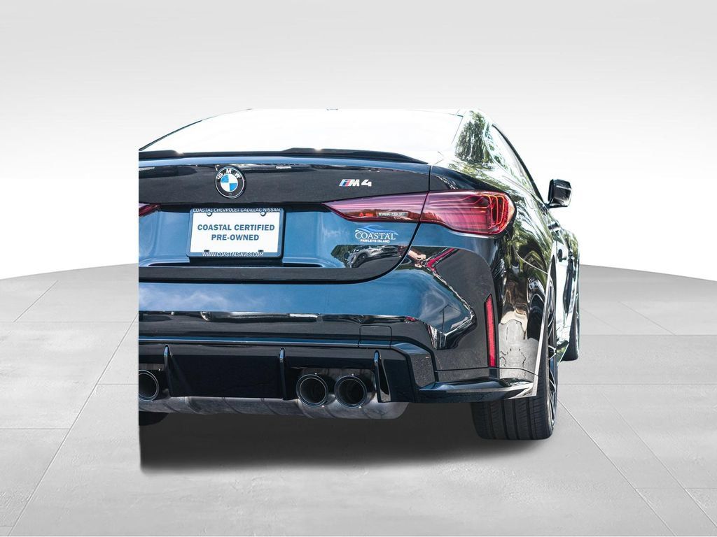 Used 2025 BMW M4 Coupe w/ Executive Package RWD image 7