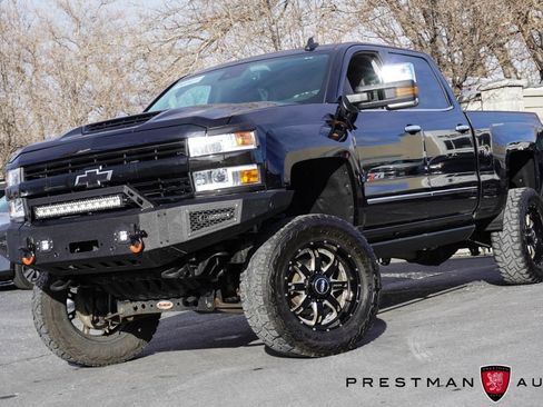 Used 2018 Chevrolet Silverado 2500 LTZ w/ Duramax Plus Package image 19