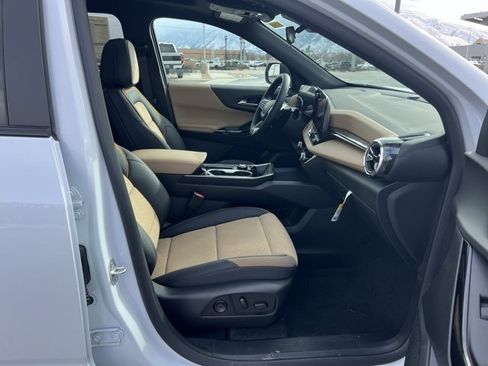 New 2026 Chevrolet Equinox ACTIV w/ Convenience Package III image 32