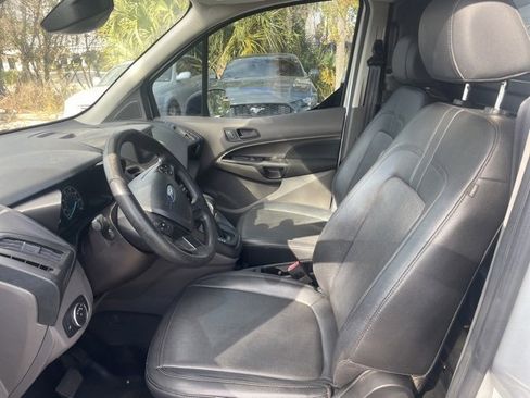 Used 2020 Ford Transit Connect XL image 11