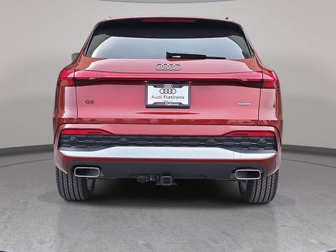 Used 2025 Audi Q5 Premium Plus w/ Premium Plus AWD/4WD image 7