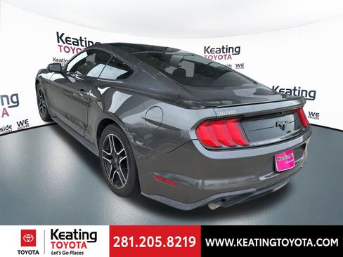 Used 2019 Ford Mustang Coupe w/ Black Accent Package RWD image 5