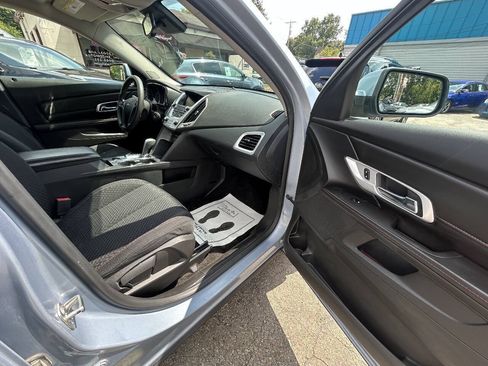 Used 2015 GMC Terrain SLE FWD image 9