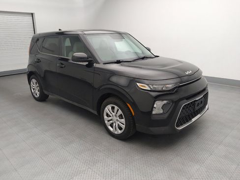 Used 2022 Kia Soul LX FWD image 11
